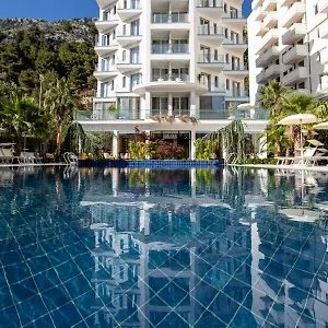 ***** Hotel Mille Amici Albania