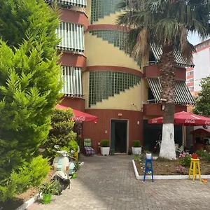  Bed & Breakfast 53 Albania
